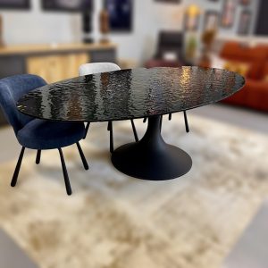 Table Oslo